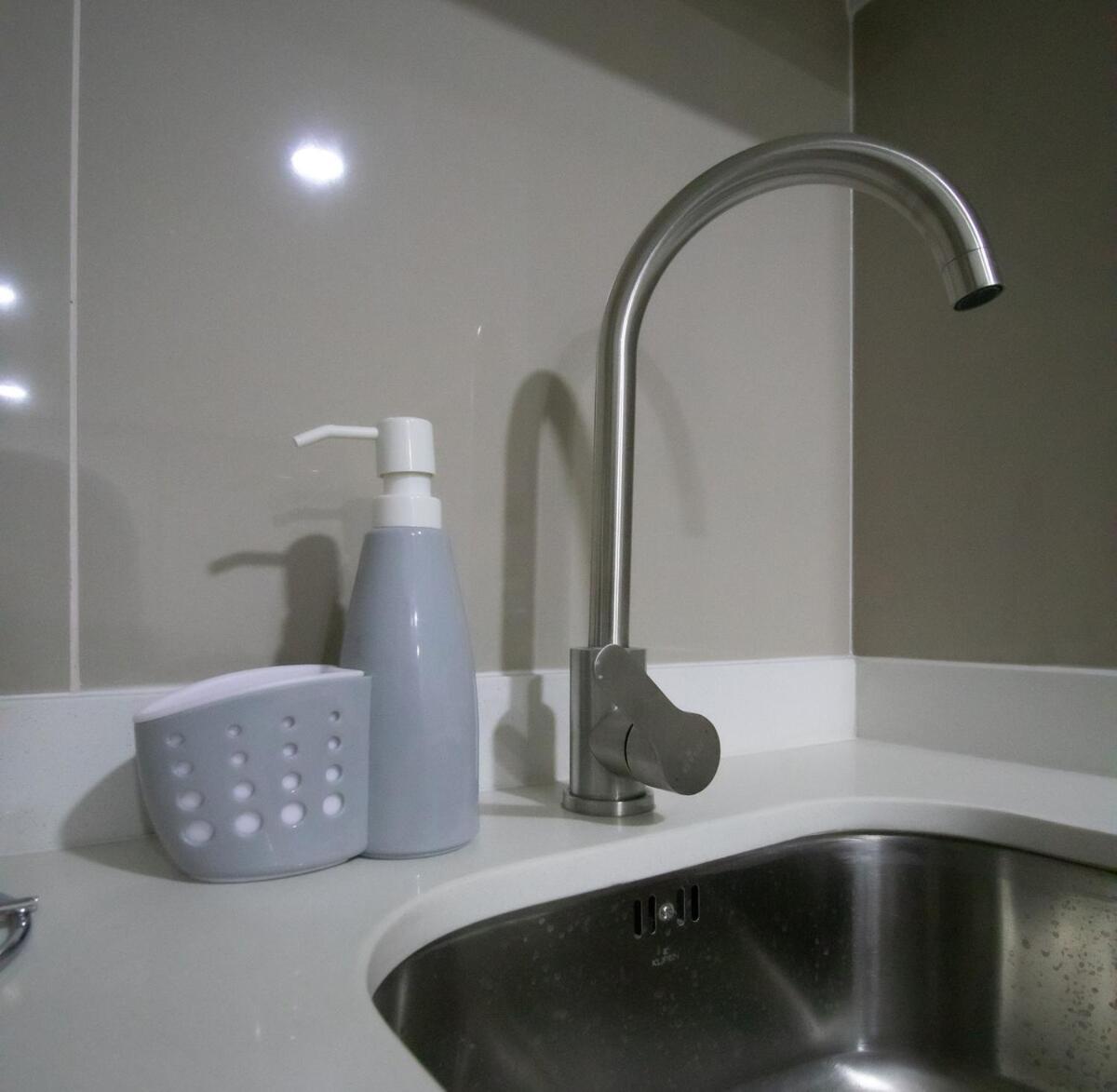 Nuevo 1br,aire Ac,wifi,piscina,metro Santa Lucia Apartamento