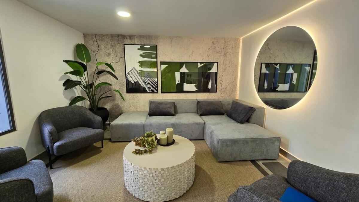 Apartamento Nuevo 1br,aire Ac,wifi,piscina,metro Santa Lucia *