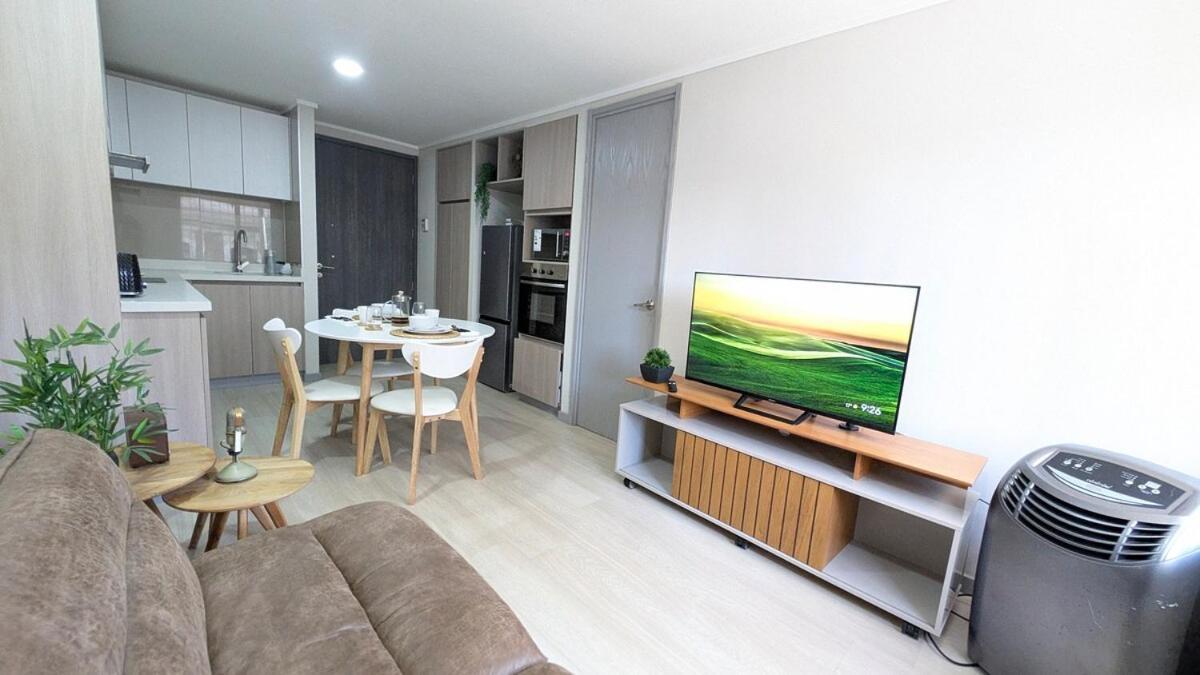 Nuevo 1br,aire Ac,wifi,piscina,metro Santa Lucia Apartamento